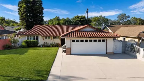 2813 W W Brk, Santa Ana, CA 92704