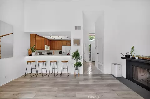 Entry Way - 16211 Downey Ave #65, Paramount, CA 90723 photo 1 of 3
