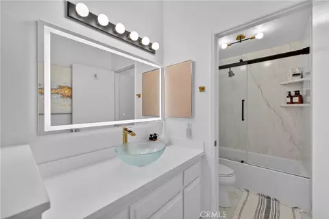 Bath - 16211 Downey Ave #65, Paramount, CA 90723 photo 3 of 3