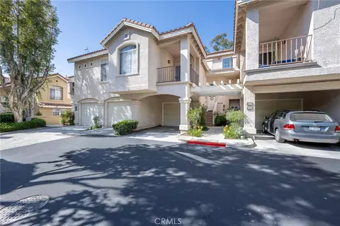 8215 E White Oak Rdg #105, Orange, CA 92869