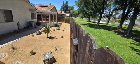 6830 Astoria Dr, Riverside, CA 92503 photo 2
