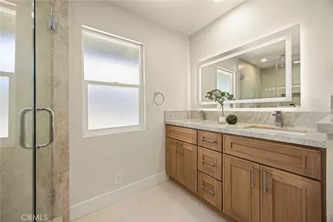 Bath - 519 Via Codo, Fullerton, CA 92835 photo 6 of 7