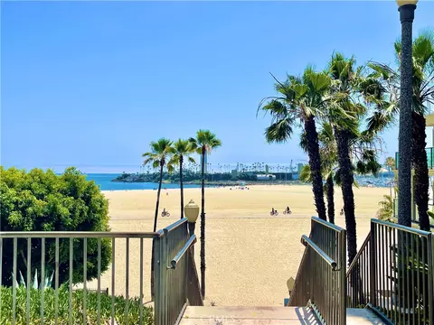 View/Area - 1030 E Ocean #703, Long Beach, CA 90802 photo 3 of 3