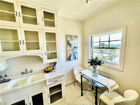 Kitchen - 1030 E Ocean #703, Long Beach, CA 90802 photo 4 of 4