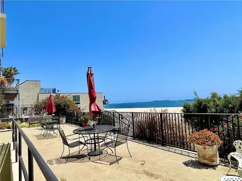 Exterior - 1030 E Ocean #703, Long Beach, CA 90802 photo 2 of 4