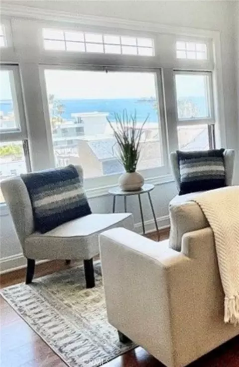1030 E Ocean #703, Long Beach, CA 90802