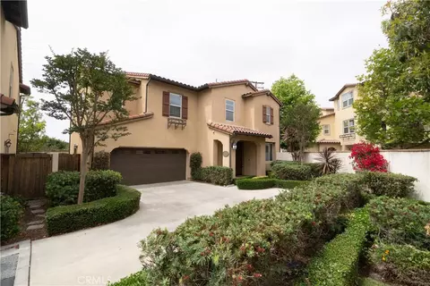 10511 Sausalito Ct, Los Alamitos, CA 90720