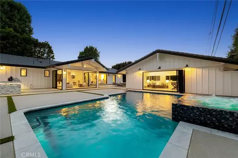 Exterior - 1470 Bryant Dr E, Long Beach, CA 90815 photo 17 of 20