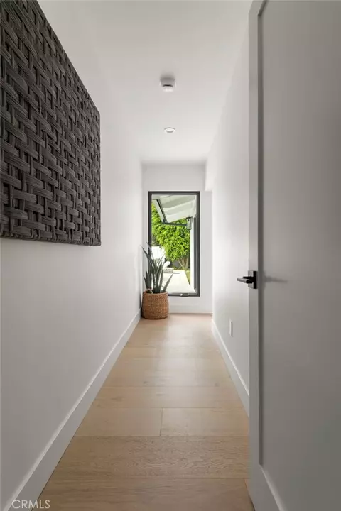 Entry Way - 1470 Bryant Dr E, Long Beach, CA 90815 photo 2 of 2