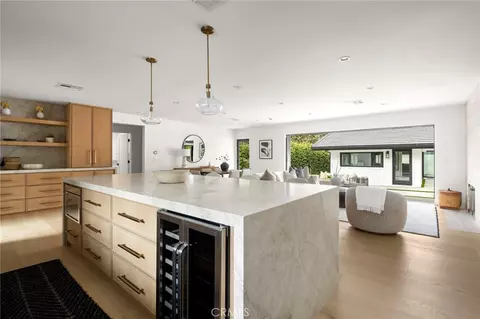 Kitchen - 1470 Bryant Dr E, Long Beach, CA 90815 photo 5 of 5
