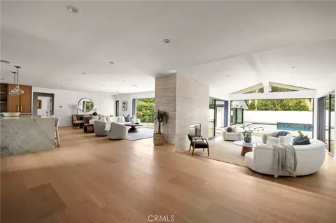 Living - 1470 Bryant Dr E, Long Beach, CA 90815 photo 1 of 3