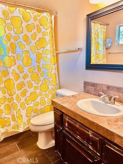 Bath - 441 Placentia, Perris, CA 92571 photo 1 of 3