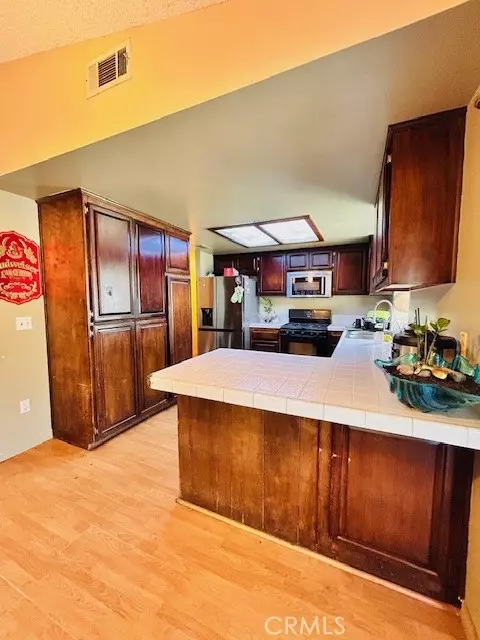 Kitchen - 441 Placentia, Perris, CA 92571 photo 2 of 3