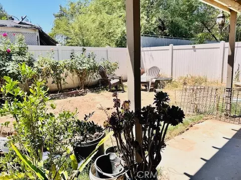 Exterior - 441 Placentia, Perris, CA 92571 photo 8 of 10