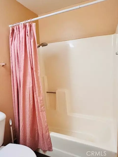 Bath - 441 Placentia, Perris, CA 92571 photo 2 of 3