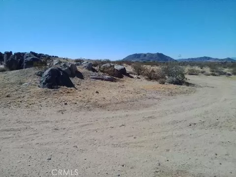 60820 Summers, Landers, CA 92285 photo 2