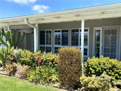 1681 Monterey Rd M2-15d, Seal Beach, CA 90740