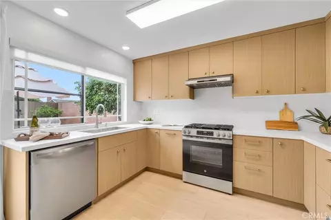 Kitchen - 4940 E Budlong St, Anaheim, CA 92807 photo 1 of 3