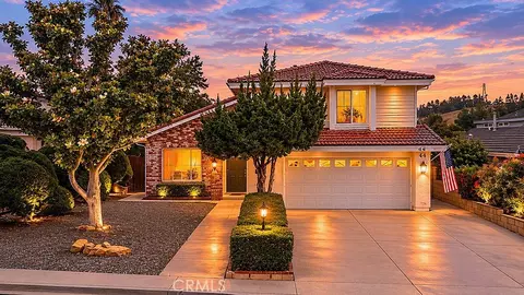 44 Rolling Hls, Pomona, CA 91766