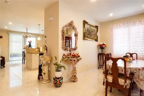Entry Way - 22838 Serra Dr, Carson, CA 90745 photo 2 of 2
