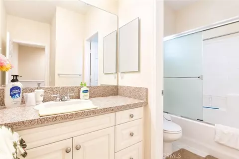 Bath - 22838 Serra Dr, Carson, CA 90745 photo 1 of 2