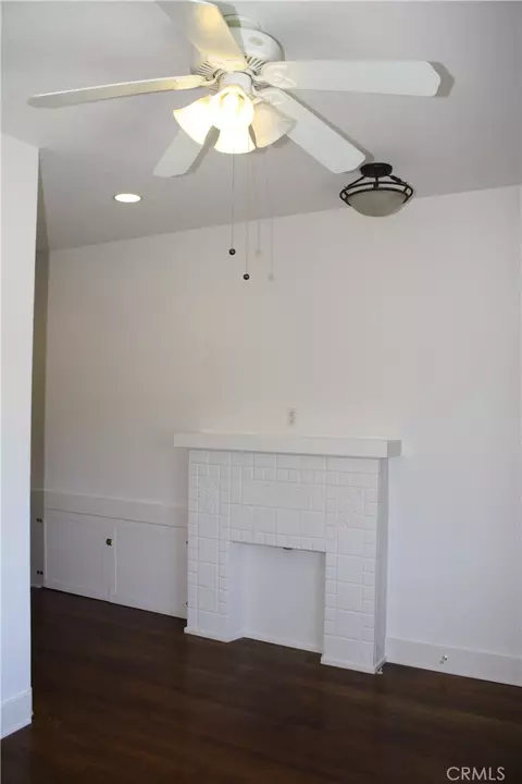 Living - 2624 E 6th, Long Beach, CA 90814 photo 4 of 7