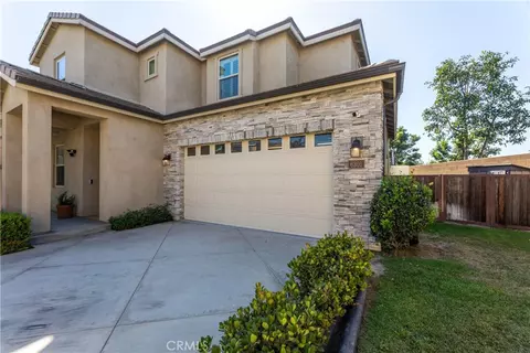 Exterior - 6301 Rancho Caballo, Paramount, CA 90723 photo 3 of 7