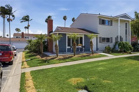 8141 Pennington Dr, Huntington Beach, CA 92646
