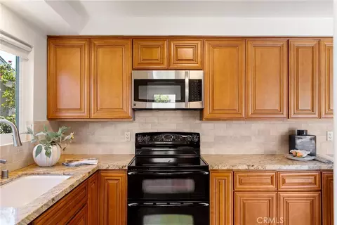 Kitchen - 5642 Meinhardt, Westminster, CA 92683 photo 4 of 4