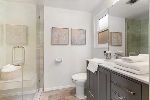 Bath - 5642 Meinhardt, Westminster, CA 92683 photo 2 of 3