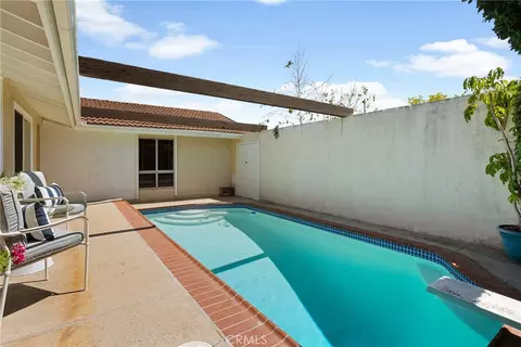 Exterior - 5642 Meinhardt, Westminster, CA 92683 photo 4 of 7