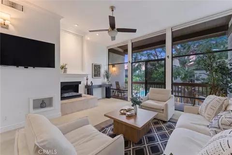 8208 Marina Pacifica N, Long Beach, CA 90803