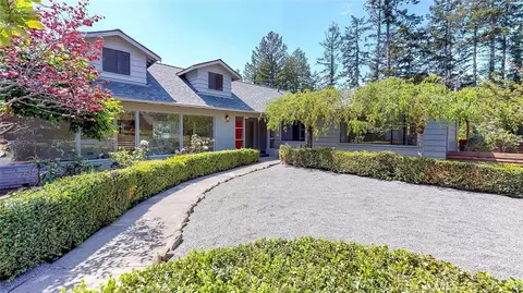 2551 Hillside Dr, Fortuna, CA 95540