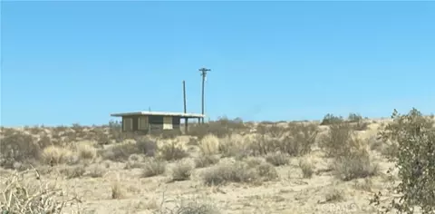 4950 Godwin Rd, Twentynine Palms, CA 92277