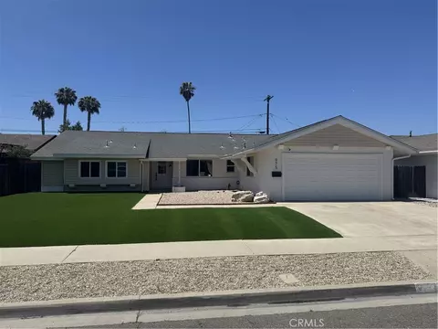975 Junipero, Costa Mesa, CA 92626