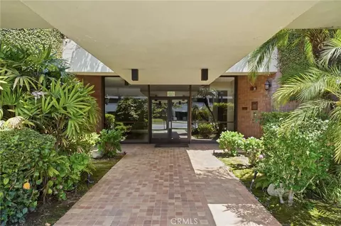 4477 Wilshire, Los Angeles, CA 90010