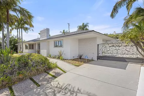 907 Harmony Ln, Fullerton, CA 92831