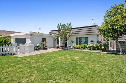 335 Nutwood St, Brea, CA 92821