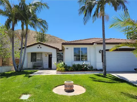 17305 Redmaple St, Fontana, CA 92337