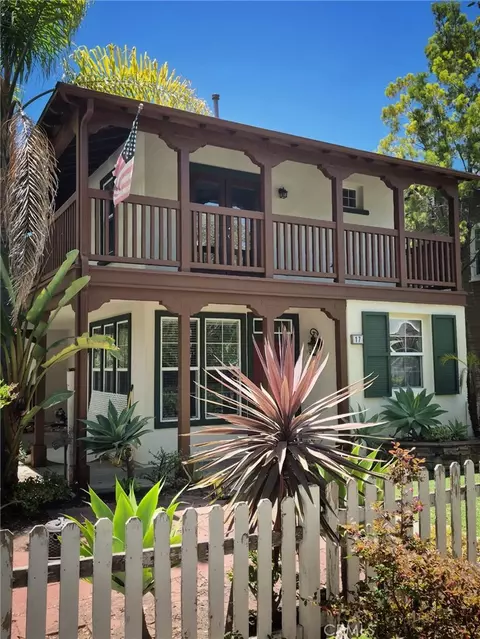 17 Oatfield Farm, Ladera Ranch, CA 92694