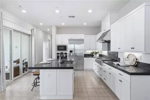 Kitchen - 182 Scale, Irvine, CA 92618 photo 1 of 7