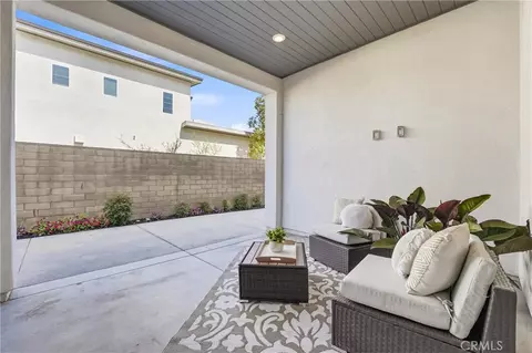 Exterior - 182 Scale, Irvine, CA 92618 photo 6 of 14