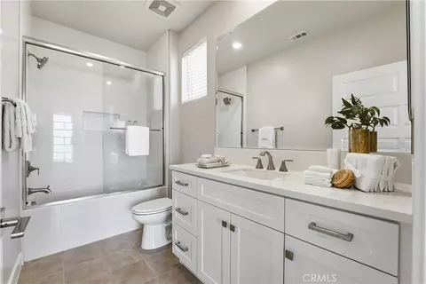 Bath - 182 Scale, Irvine, CA 92618 photo 4 of 6