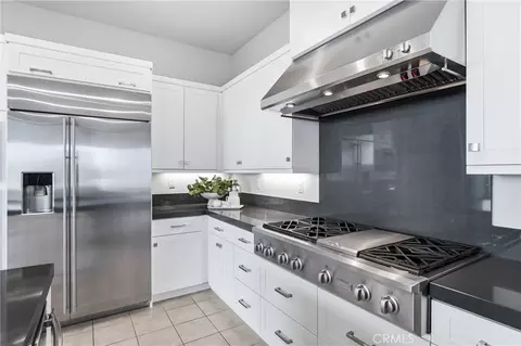 Kitchen - 182 Scale, Irvine, CA 92618 photo 6 of 7