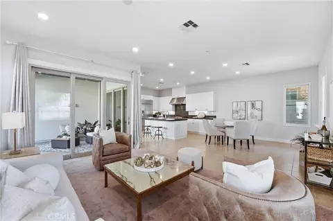 Entry Way - 182 Scale, Irvine, CA 92618 photo 1 of 3