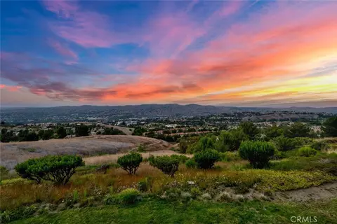 7833 E Viewrim, Anaheim, CA 92808