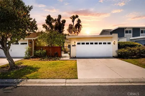 8332 Padrino, Huntington Beach, CA 92646