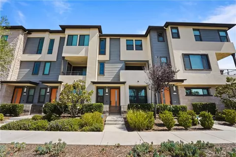 2941 W Lincoln Ave #3, Anaheim, CA 92801