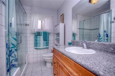 Bath - 2030 E Wayside, Compton, CA 90222 photo 2 of 4