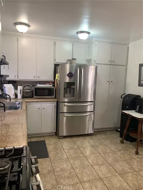 Kitchen - 2030 E Wayside, Compton, CA 90222 photo 2 of 3